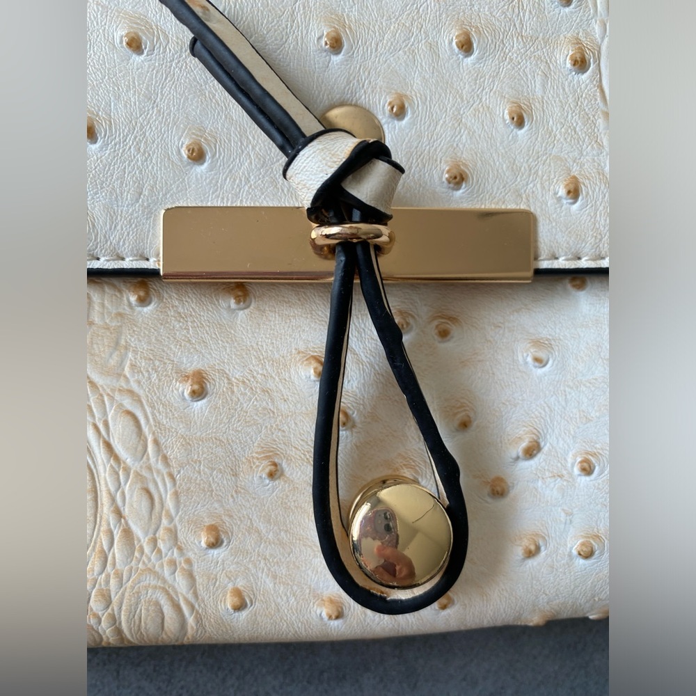Le Miel Vegan Ostrich Embossed Crossbody Bag Ivory Gold Hardware NWT - Picture 8 of 12